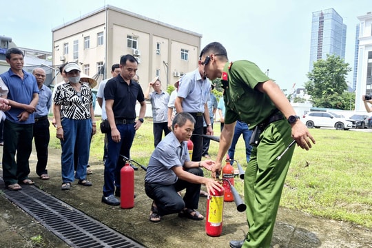 Tập huấn kỹ năng phòng cháy, chữa cháy và cứu nạn, cứu hộ tại phường Xuân Đỉnh