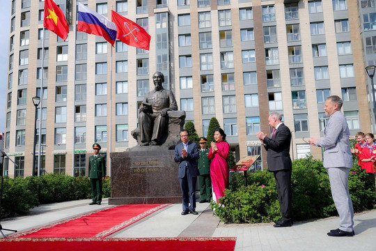 Quảng trường Hồ Chí Minh tại St. Petersburg: Biểu tượng mới của tình hữu nghị Việt Nam-Nga