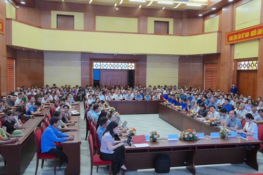 Xã Vân Đình phát động “Bình dân học vụ số”