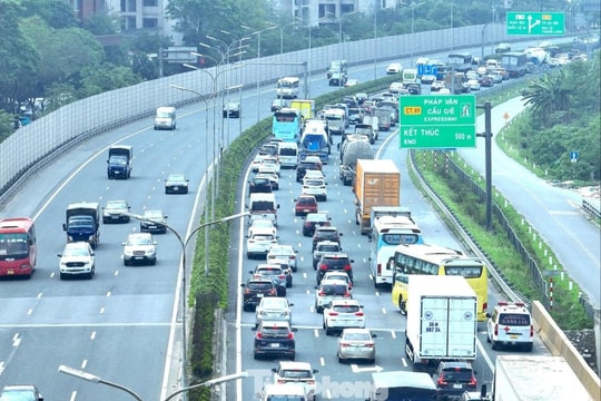 [Podcast] Đề xuất phân làn, cấm xe tải đi vào làn sát dải phân cách trên cao tốc
