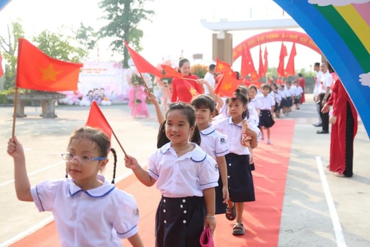 Xã Mê Linh (Hà Nội) Phấn đấu vì sự nghiệp giáo dục trên miền quê văn hiến