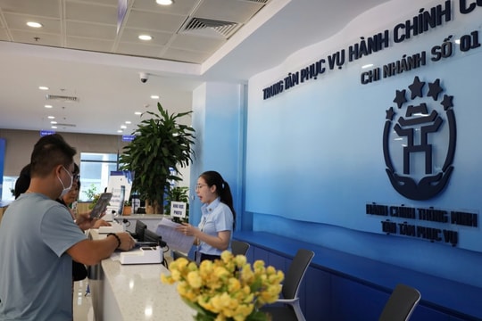 Ghi nhận tại các chi nhánh Trung tâm phục vụ hành chính công TP. Hà Nội: Đã phục vụ nhiệt tình còn thêm tiện ích miễn phí