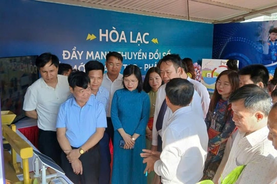 Xã Hòa Lạc thành lập tổ công nghệ số cộng đồng tại 9 thôn