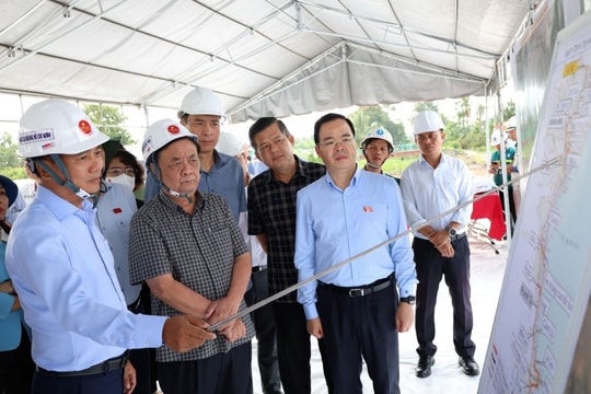 Quyết liệt gỡ khó, nối thông tuyến đường Hồ Chí Minh