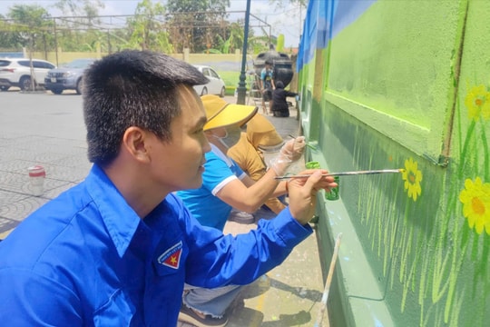 Nét đẹp áo xanh lan tỏa “Ngày cuối tuần xanh” khắp Thủ đô