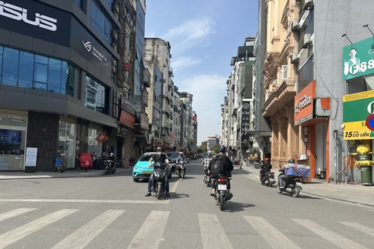 Dự báo thời tiết Hà Nội ngày 2/8: Ngày nắng, chiều tối có mưa giông rải rác