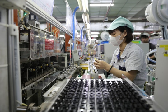 Nhìn lại thị trường lao động quý II/2025: Nghịch lý “cung - cầu không gặp nhau”