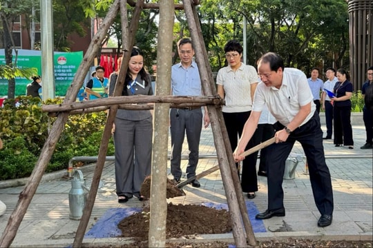Ra quân hướng đến xây dựng phường Kim Liên "sáng - xanh - sạch - đẹp", văn minh