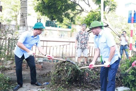 Hoàng Mai tổng vệ sinh môi trường tạo diện mạo mới cho phường