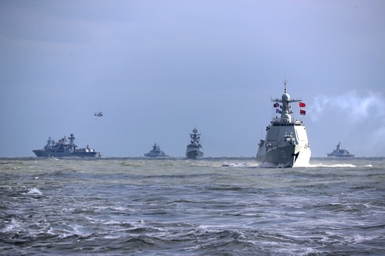 Trung Quốc và Nga bắt đầu cuộc tập trận chung trên biển "Joint Sea-2025"