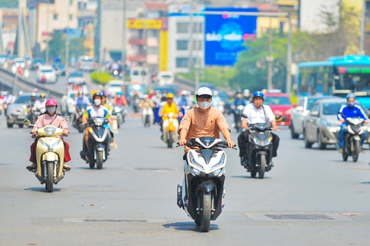 Không khí Bắc Bộ khô nóng do ảnh hưởng của gió Tây Nam