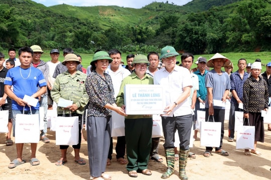Phó Thủ tướng yêu cầu tập trung hỗ trợ người dân khắc phục thiệt hại do mưa lũ