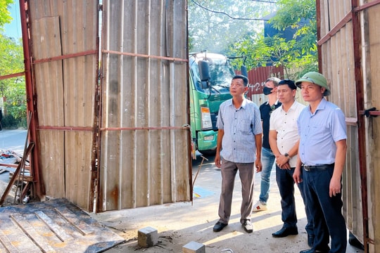 Phường Thanh Liệt ra quân xử lý vi phạm, lập lại trật tự văn minh đô thị