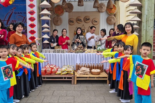 Từ sản vật đến biểu tượng văn hóa: Gợi mở một hướng đi văn hóa mới Bài 3: Làm sao gỡ nút thắt để sản vật trở thành “sứ giả” văn hóa