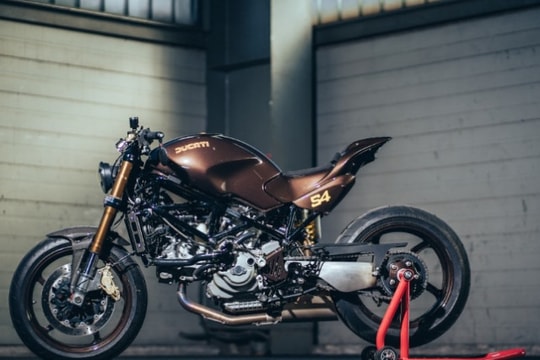 Ducati Monster S4 độ cực ngầu: Nửa Street Tracker, nửa Cafe Racer