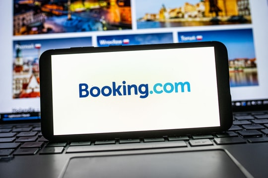 Hơn 10.000 khách sạn châu Âu kiện Booking.com