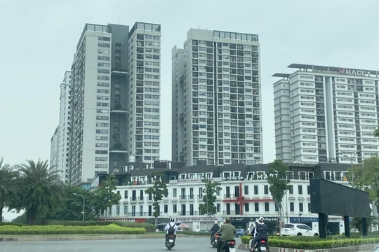 Giá chung cư ở Hà Nội leo thang: Giấc mơ an cư dần xa tầm với
