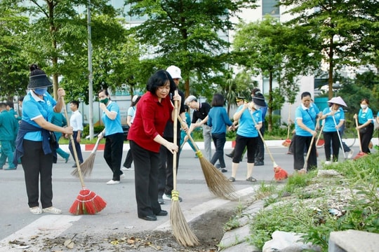 Cùng hành động vì môi trường sống trong lành, thành phố xanh - sạch