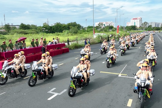 Công an thành phố Hà Nội: Nỗ lực thi đua kỷ niệm những ngày lễ lớn