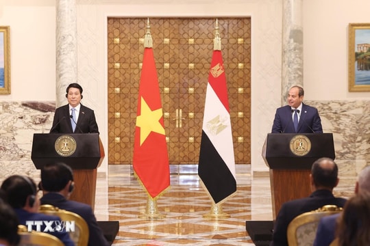 Chủ tịch nước Lương Cường và Tổng thống Abdel Fattah El-Sisi gặp gỡ báo chí