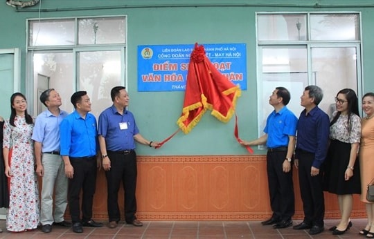 Xây dựng nếp sống văn minh, thanh lịch cho công nhân Thủ đô