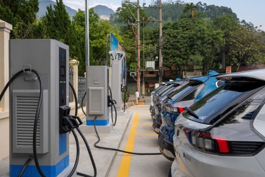Sắp có quy chuẩn bắt buộc cho trụ sạc xe điện tại Việt Nam