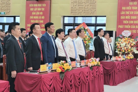Phấn đấu đưa xã Hát Môn đi đầu trong đổi mới mô hình sản xuất nông nghiệp ứng dụng công nghệ cao