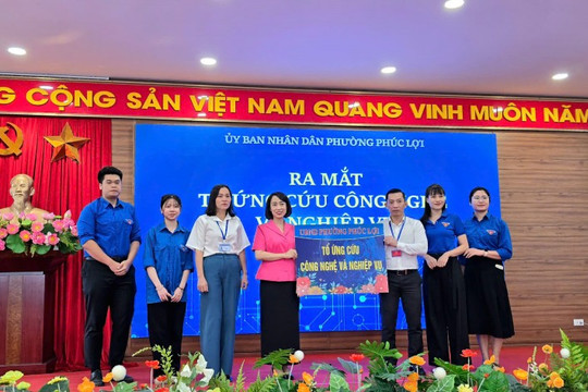 Phường Phúc Lợi ra mắt "Tổ ứng cứu công nghệ và nghiệp vụ"
