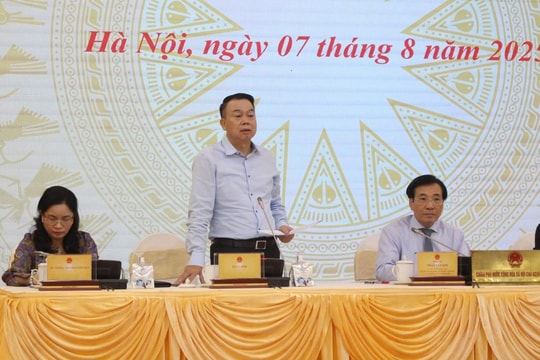 Bộ Tài chính lý giải vì sao không nâng mức chịu thuế thu nhập cá nhân với Hà Nội và TP.HCM?