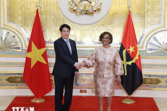 Chủ tịch nước Lương Cường hội kiến Chủ tịch Quốc hội Angola