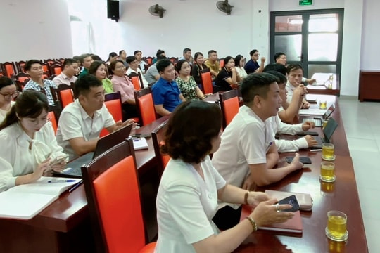 Phường Giảng Võ tiên phong ứng dụng AI, nâng cao hiệu quả công việc