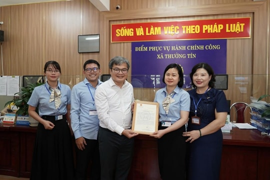 Khi cán bộ phường “lên sóng” cùng AI, góp sức xóa vùng trũng số
