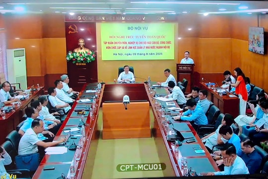 Đồng hành, hướng dẫn các địa phương vận hành hiệu quả mô hình chính quyền địa phương 2 cấp