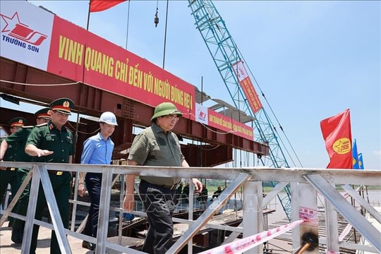 Thủ tướng Phạm Minh Chính kiểm tra, thúc đẩy triển khai các dự án hạ tầng trên địa bàn tỉnh Phú Thọ