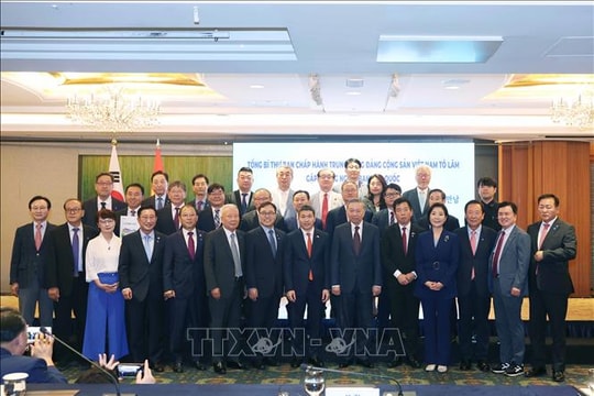Tổng Bí thư Tô Lâm gặp những người bạn Hàn Quốc