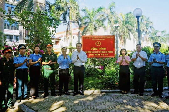 Phường Phúc Lợi (Hà Nội) Xây dựng cảnh quan môi trường “Sáng - Xanh - Sạch - Đẹp”