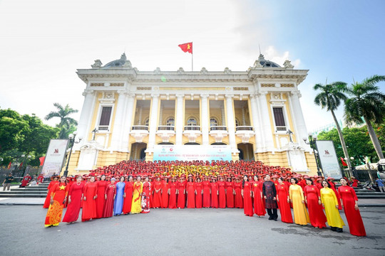 Phụ nữ Thủ đô sáng tạo với chuỗi hoạt động chào mừng Quốc khánh