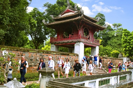 Du lịch Hà Nội dịp Quốc khánh 2/9: Lượng khách và tìm kiếm trực tuyến tăng kỷ lục