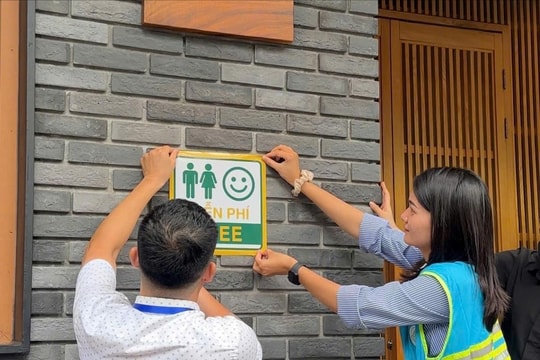 Hà Nội lắp đặt 1.012 nhà vệ sinh phục vụ du khách miễn phí