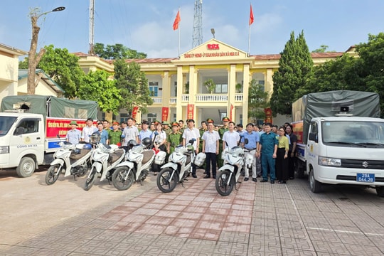 Xã Hòa Xá ra quân tổng kiểm tra, xử lý vi phạm hành lang giao thông, trật tự đô thị