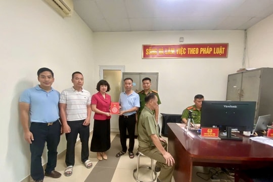 Phường Bồ Đề (Hà Nội) Tăng cường sử dụng dịch vụ công trực tuyến trong công tác Đảng