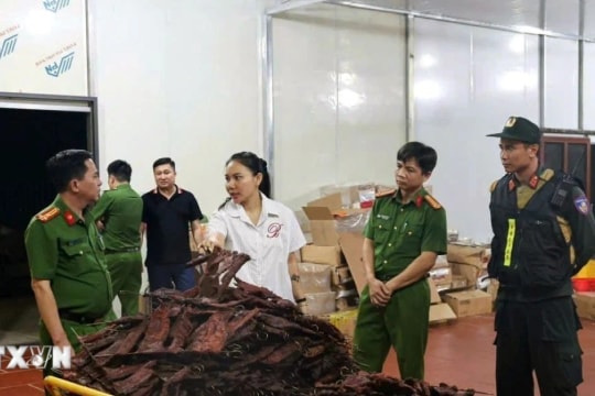 Hàng trăm tấn thịt sấy khô được làm từ nguyên liệu không rõ nguồn gốc