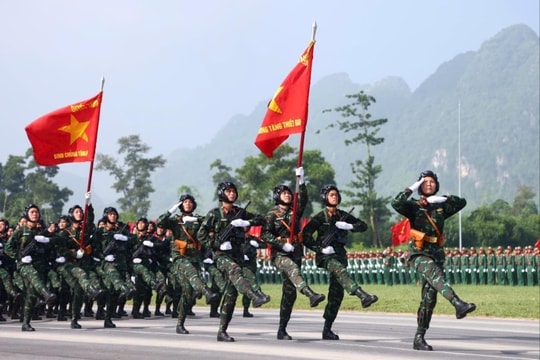 [Podcast] Hà Nội hút khách dịp lễ 2-9, vé máy bay tăng giá