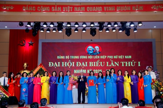 Xây dựng Hội phụ nữ các cấp vững mạnh toàn diện