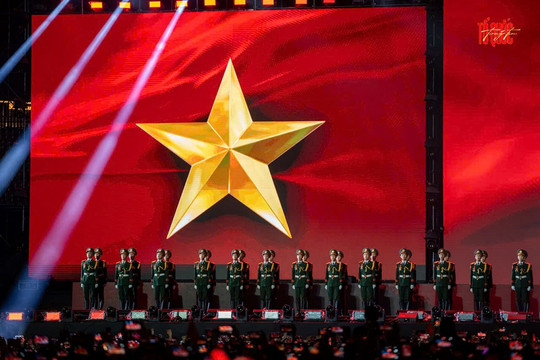 “Tổ quốc trong tim”- khi hàng vạn trái tim hòa chung tình yêu Tổ quốc 