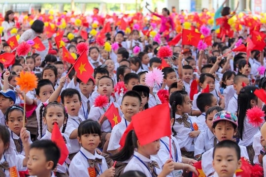 [Podcast] Tin tức ngày 12-8: Khai giảng năm học mới theo hình thức đặc biệt