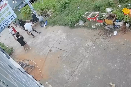 Lâm Đồng: Làm rõ vụ bé gái 12 tuổi bị đánh hội đồng
