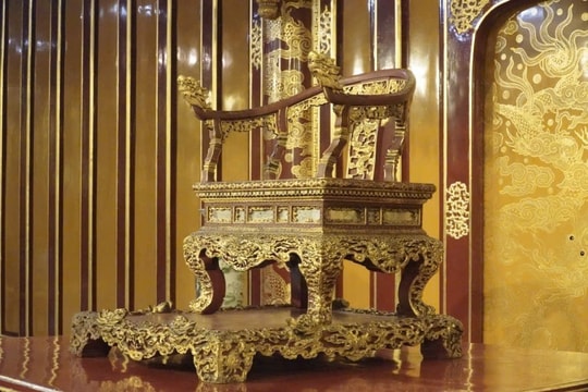 TP Huế:  Phục chế bảo vật quốc gia ngai vua triều Nguyễn