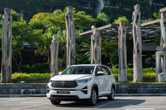 Toyota Innova Cross dẫn đầu doanh số xe hybrid tháng 7/2025