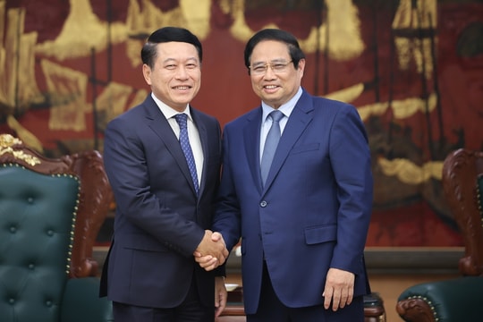 Thủ tướng Phạm Minh Chính tiếp Phó Thủ tướng, Trưởng ban Cải cách doanh nghiệp Lào